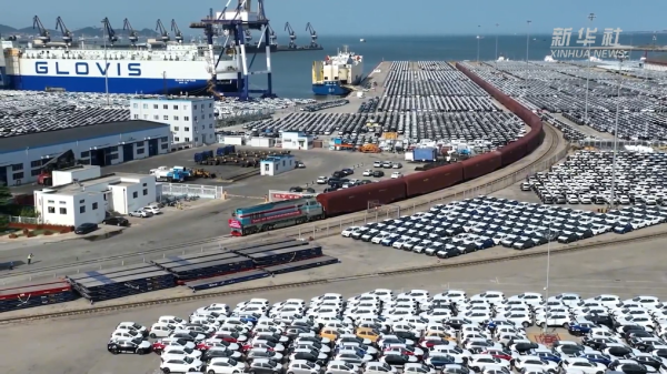 低息配资平台 山东烟台发出全国首趟一站式跨境“零散货源”班列